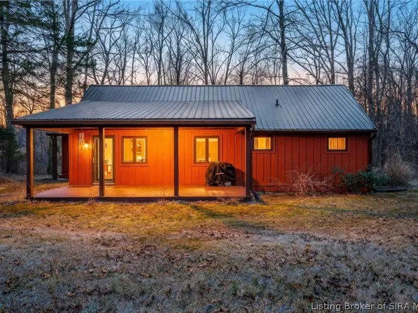 9185 Oak Park Road NE, New Salisbury, IN 47161