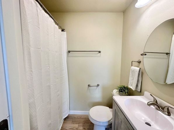 cedar-rapids-iowa-2055682336 picture