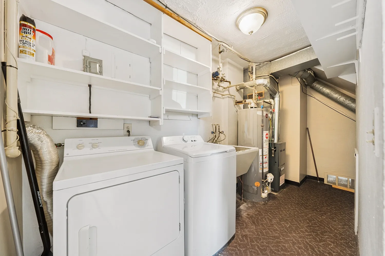 2 bed, 1040 sqft, $1,250 — Photo 3