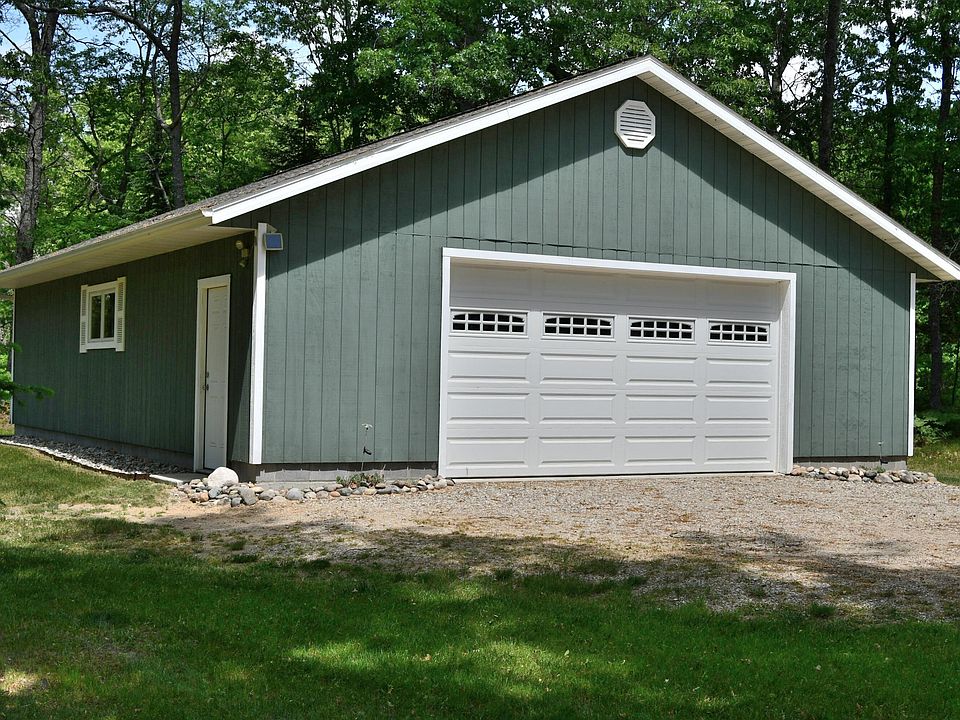 1st image of 11-12 Eagle Dr