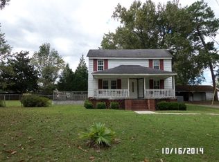 306 N Ralph St, Claxton, GA 30417