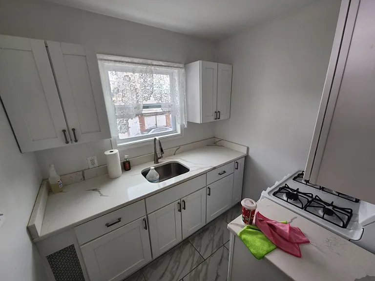 525 Mount Holly St #1 — Photo 5