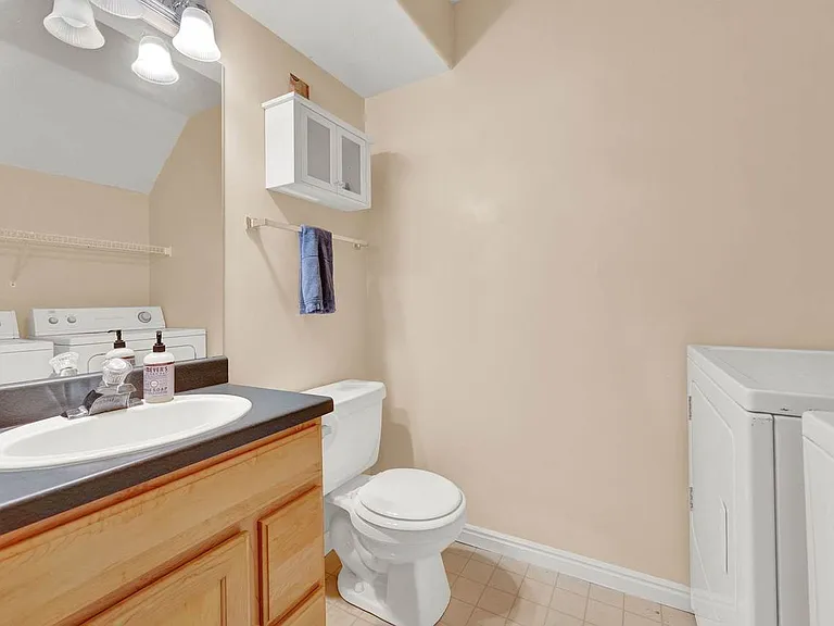 4727 W Mona Ln — Photo 11