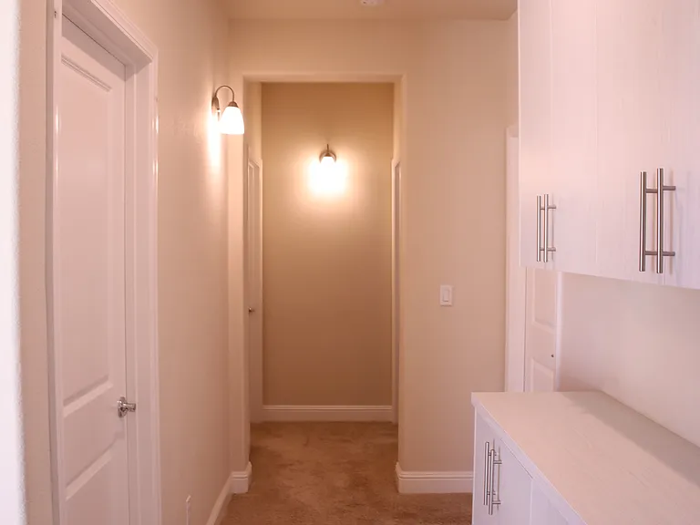 10821 Portico Cir — Photo 8