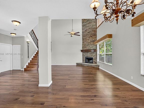 5th image of 8226 NW 41st St