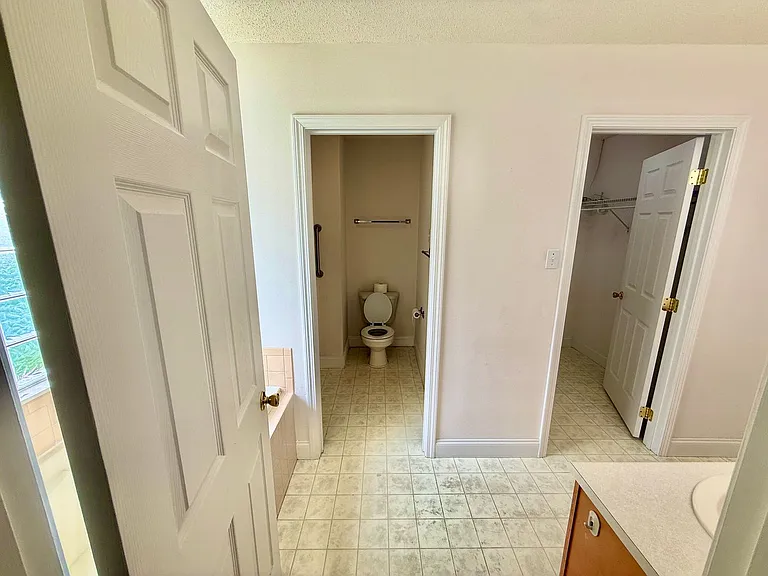 1909 Rommel Dr — Photo 25