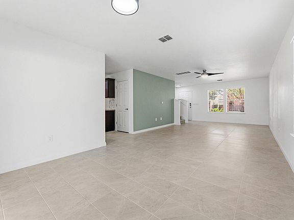 5th image of 5008 Irvine Ln
