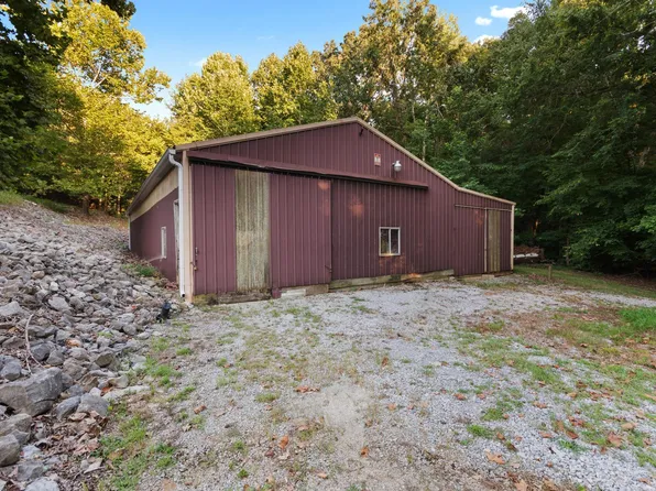 1353 Parkersville Rd, Eddyville, KY 42038