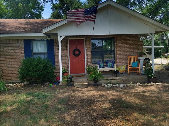 4th image of 108 County Road 1761