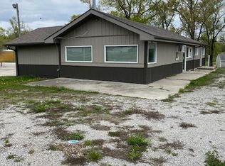 501 S Hughes St, Hamilton, MO 64644