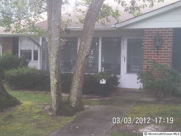 1st image of 812 Dumbarton Drive #A