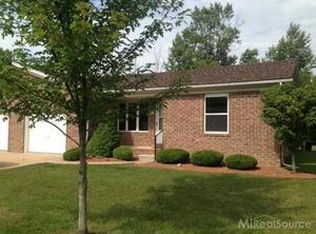 408 River Valley Dr, Marine City, MI 48039