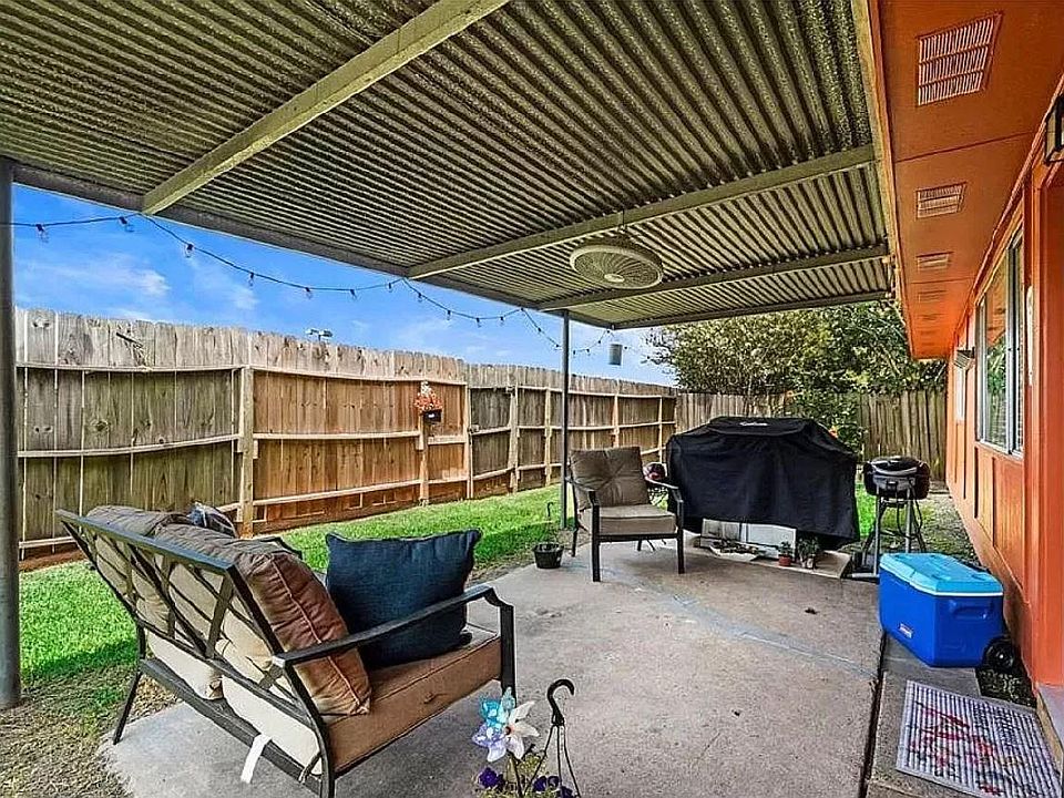 1st image of 2534 Colonial Ridge Dr