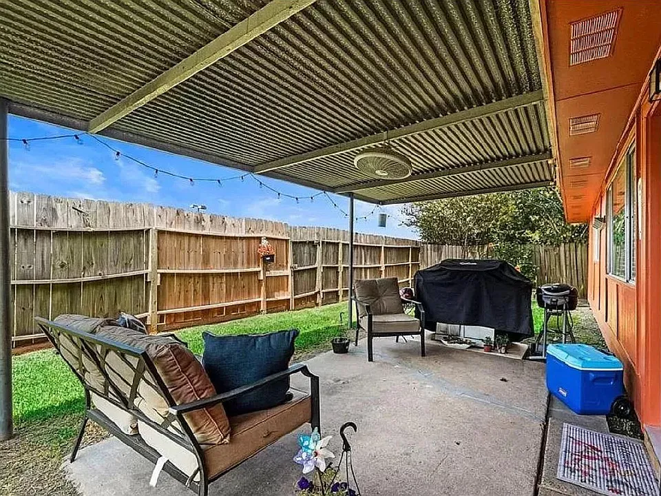 2534 Colonial Ridge Dr