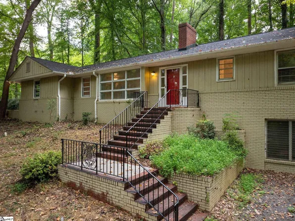 1020 Woodburn Rd, Spartanburg, SC 29302