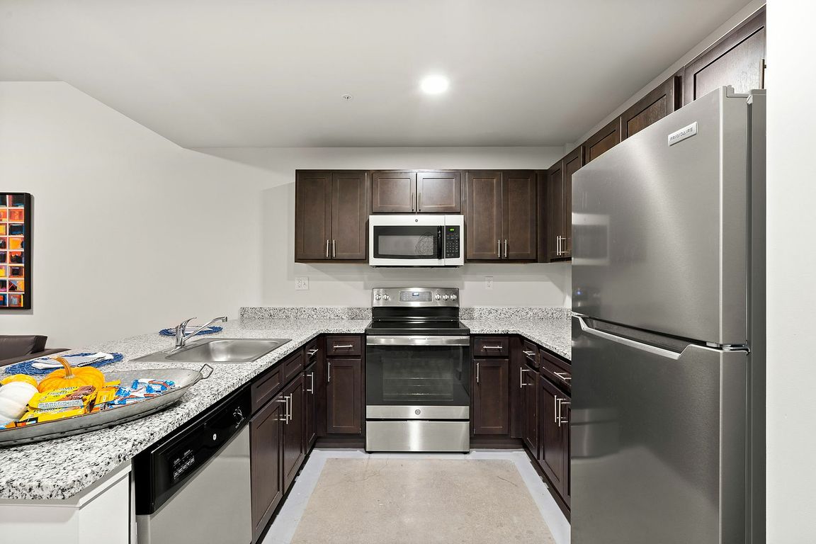 8-web-or-mls-_JPL3591