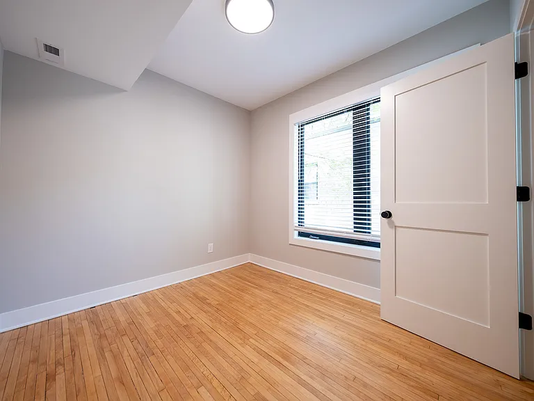 2612 2nd Ave S #3 — Photo 7