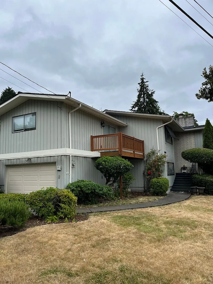 Mercer Island House — Photo 2