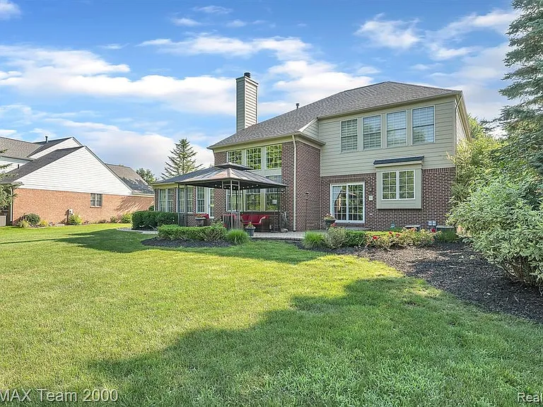 1248 Lasalle Rd — Photo 8