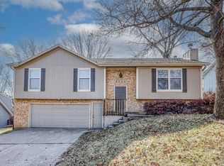 5505 NW Verlin Dr, Kansas City, MO 64152