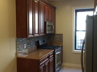 944 Montgomery St APT 2, Brooklyn, NY 11213