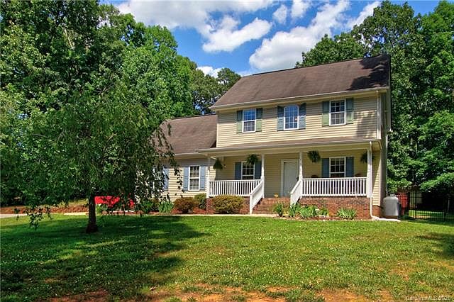 1st image of 159 Greenwich Dr