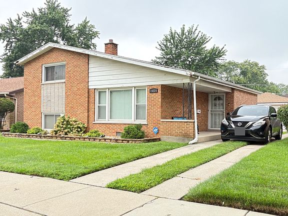 3rd image of 15224 Diekman Ct