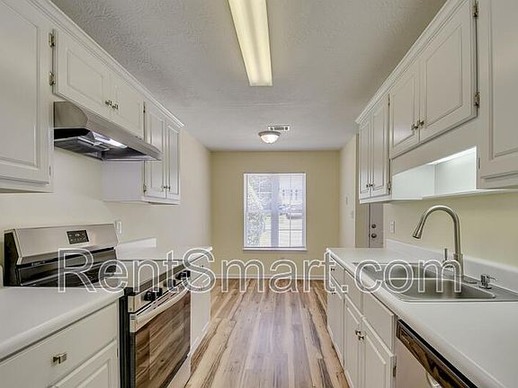 5th image of 355 Crawford Mill Ln