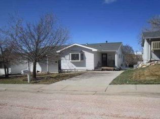 1212 Wagonhammer Ln, Gillette, WY 82716