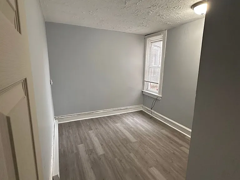 1902 South 65th Street — Photo 7
