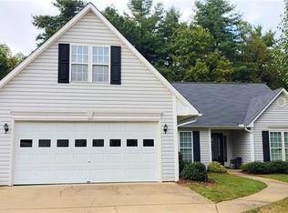 286 Stonehollow Rd, Fletcher, NC 28732