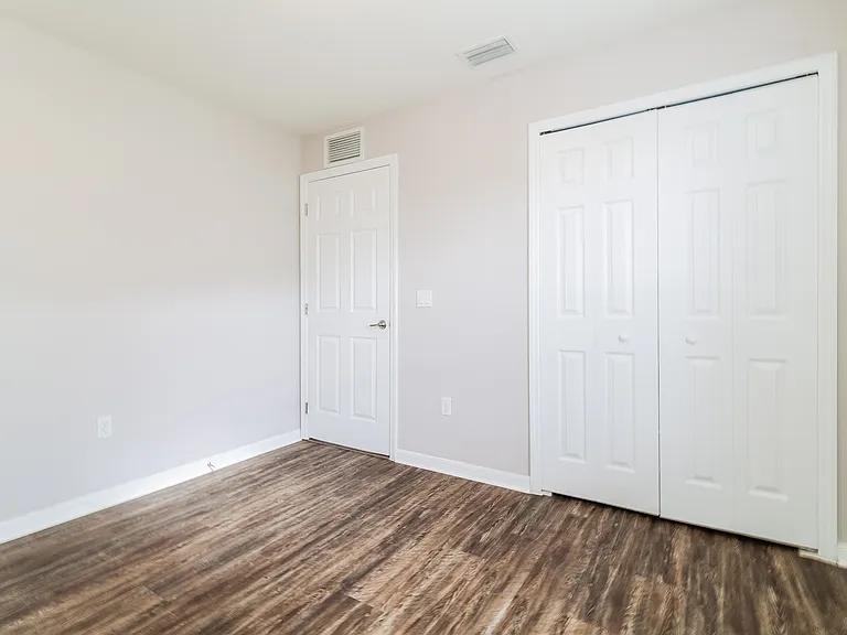3802 35th St SW — Photo 12