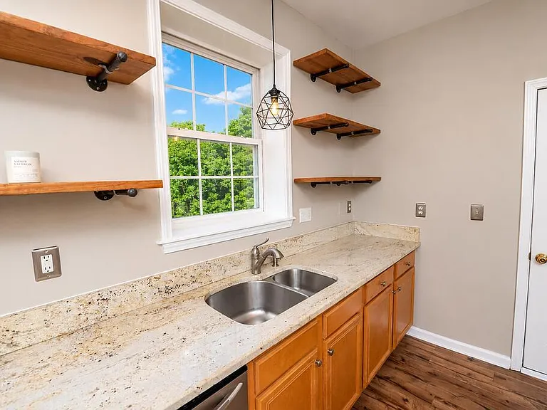 5803 Whisperwood Dr — Photo 14