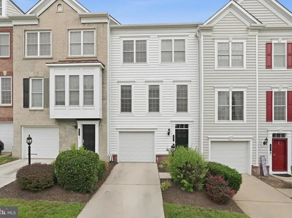 2205 Greywing St, Woodbridge, VA 22191