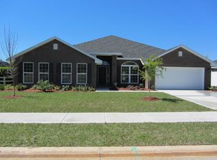 5 Lakeside Pl N, Flagler Beach, FL 32136