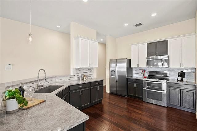 1st image of 2613 Cascade Cove Dr
