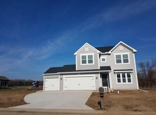 28535 Golden Pond Trl, Elkhart, IN 46514