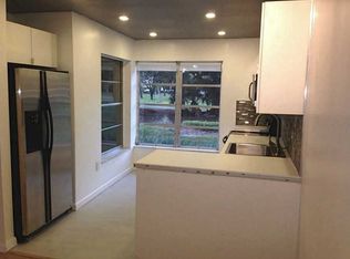 4166 Inverrary Dr APT 101, Lauderhill, FL 33319