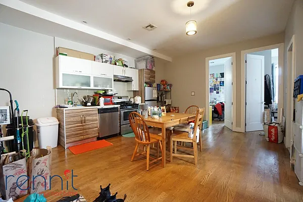 Rented by Rennit Inc. | media 38