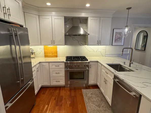 49 L St Unit 2, South Boston, MA 02127