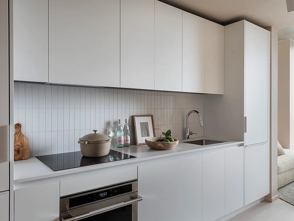 1st image of 505 State St #16E