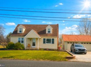 332 Daretown Rd, Elmer, NJ 08318
