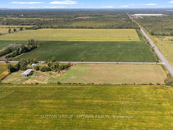 3rd image of 9420 Parkway Rd
