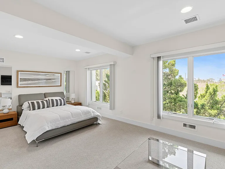 588 Dune Rd — Photo 15
