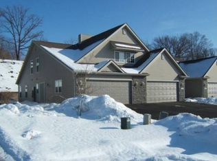 527 Mill Ridge Dr, Byron, IL 61010