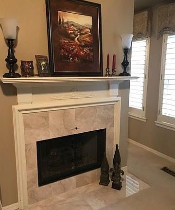 Fireplace w/Marble surround.