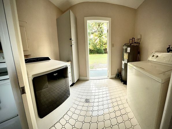 812 Bayou Ave APT B