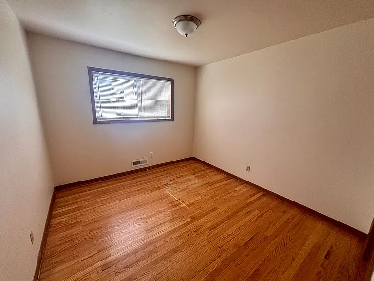3879 N Humboldt Blvd — Photo 10