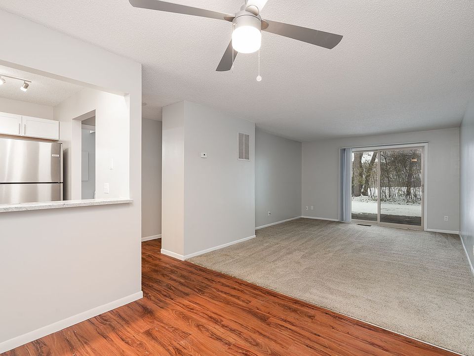 Greenwood Apartments 12771 Greenwood Dr Burnsville MN Zillow