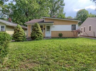25267 Stanford St, Dearborn Heights, MI 48125